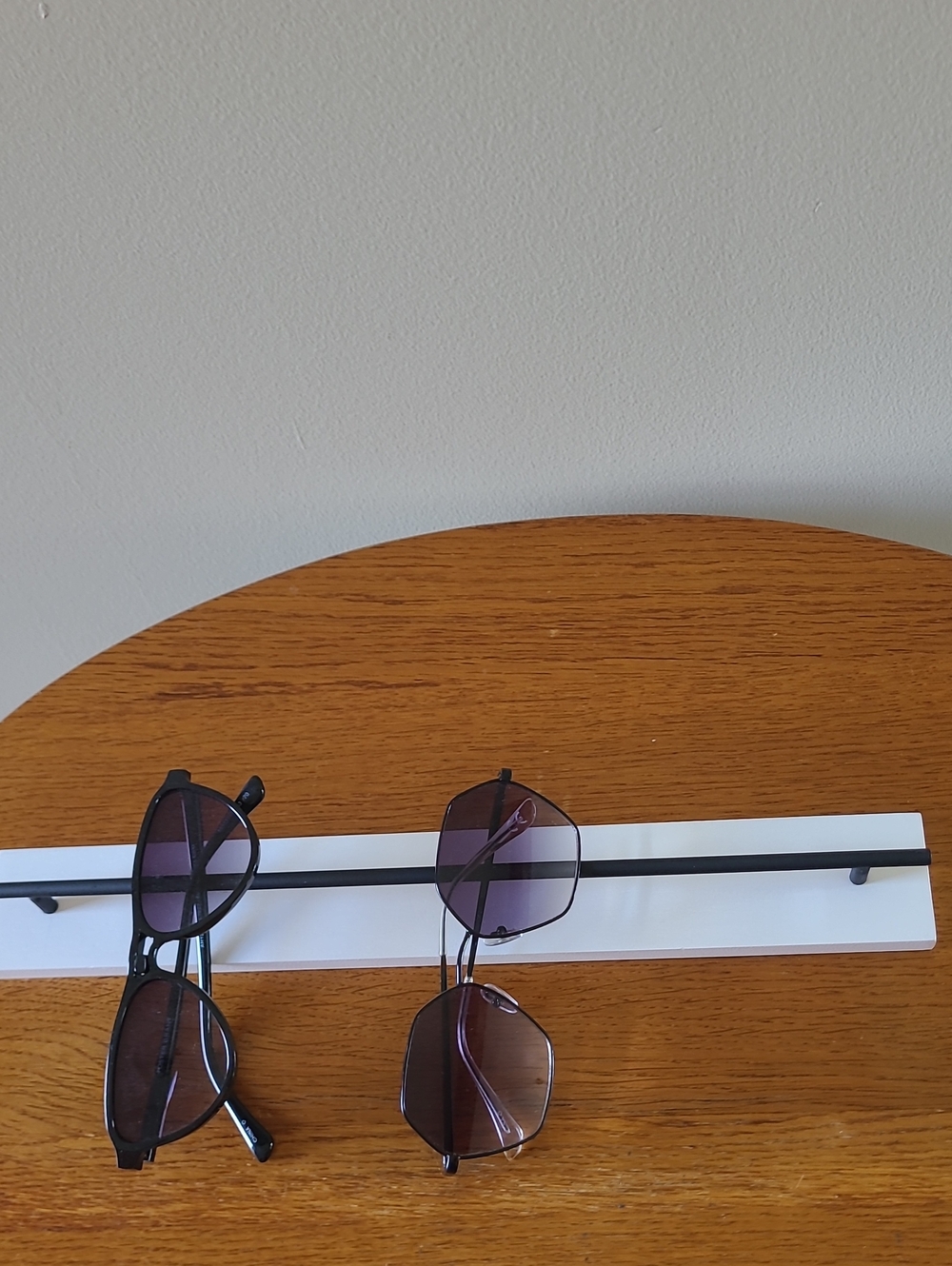 Sunglass Wall Organizer-NWOT